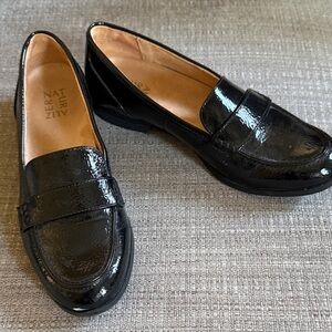 Naturalizer Glossy Black Loafers